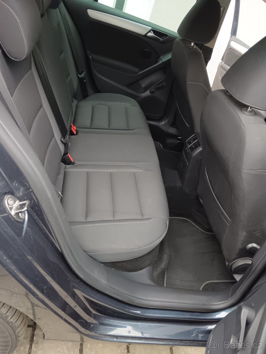 Golf VI 1.6 TDI 77kw perfektní stav style top - 19