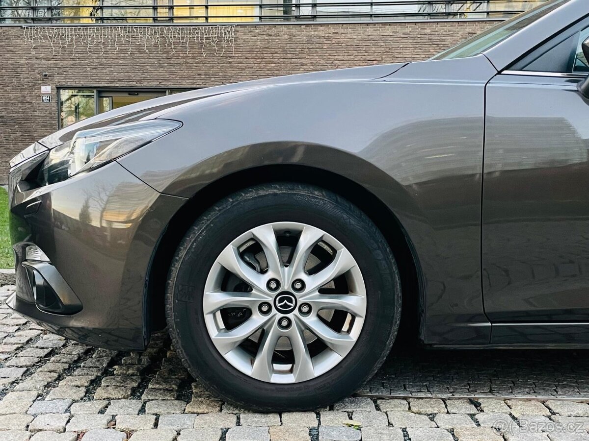 Mazda 3 2.0i BENZIN AUTOMAT VÝHŘEV LED SENZORY - 19
