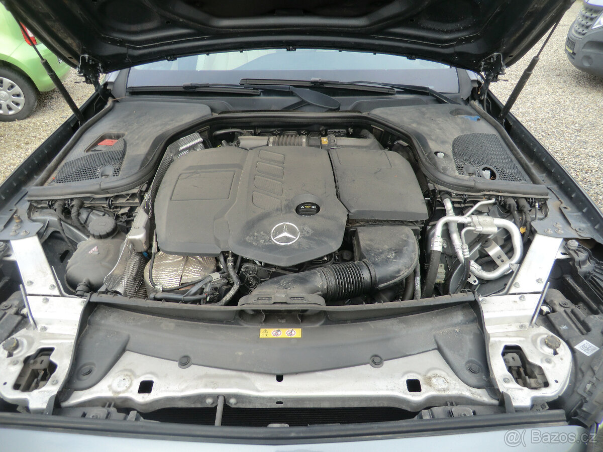 Mercedes-Benz Třídy E, E 220D 110kW ODPOČET DPH - 19