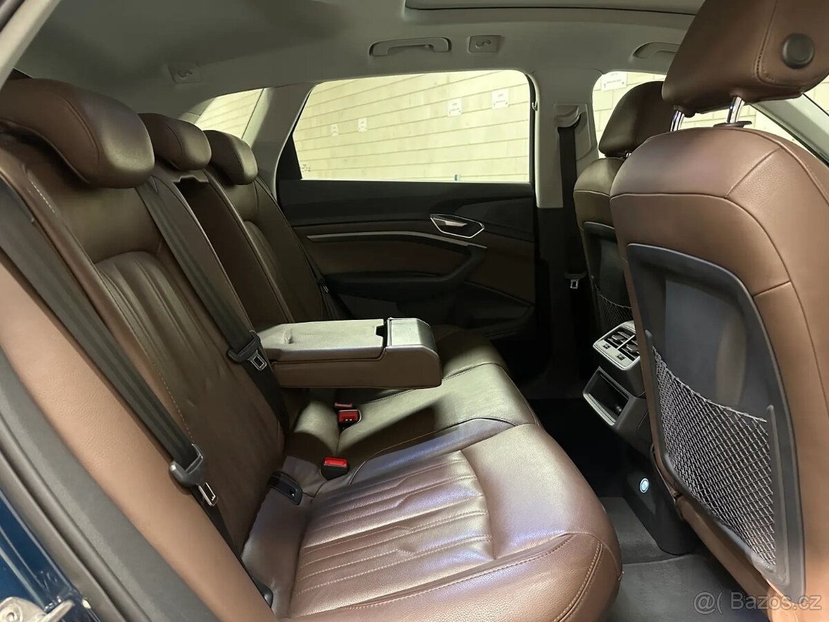 Audi e-tron 55 Quattro Advanced 300 kWh 408hp, + DPH - 19