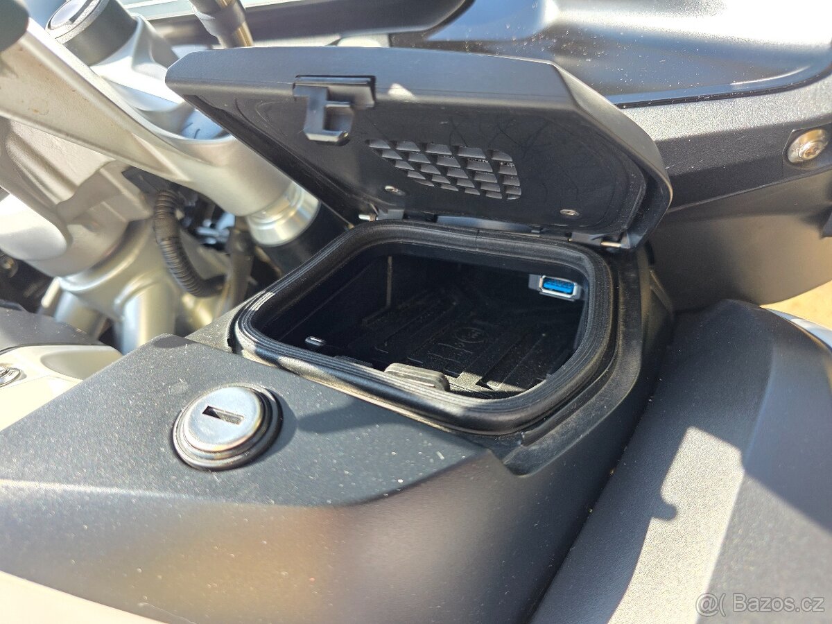 BMW R1250RT 2021 ČR 1maj TOP ACC PPF folie - 19