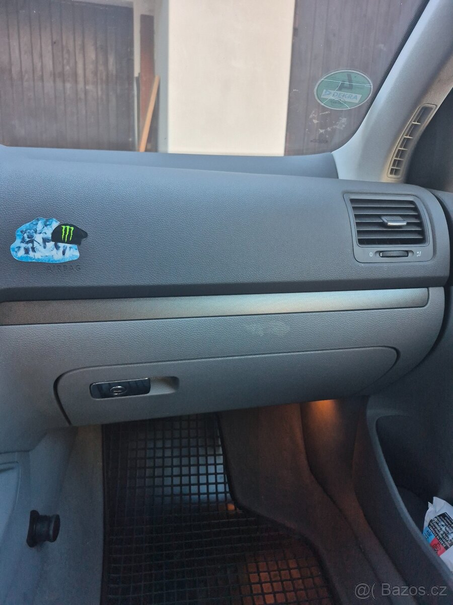 VW Golf 5 2.0 fsi 110kw 2004 - 19