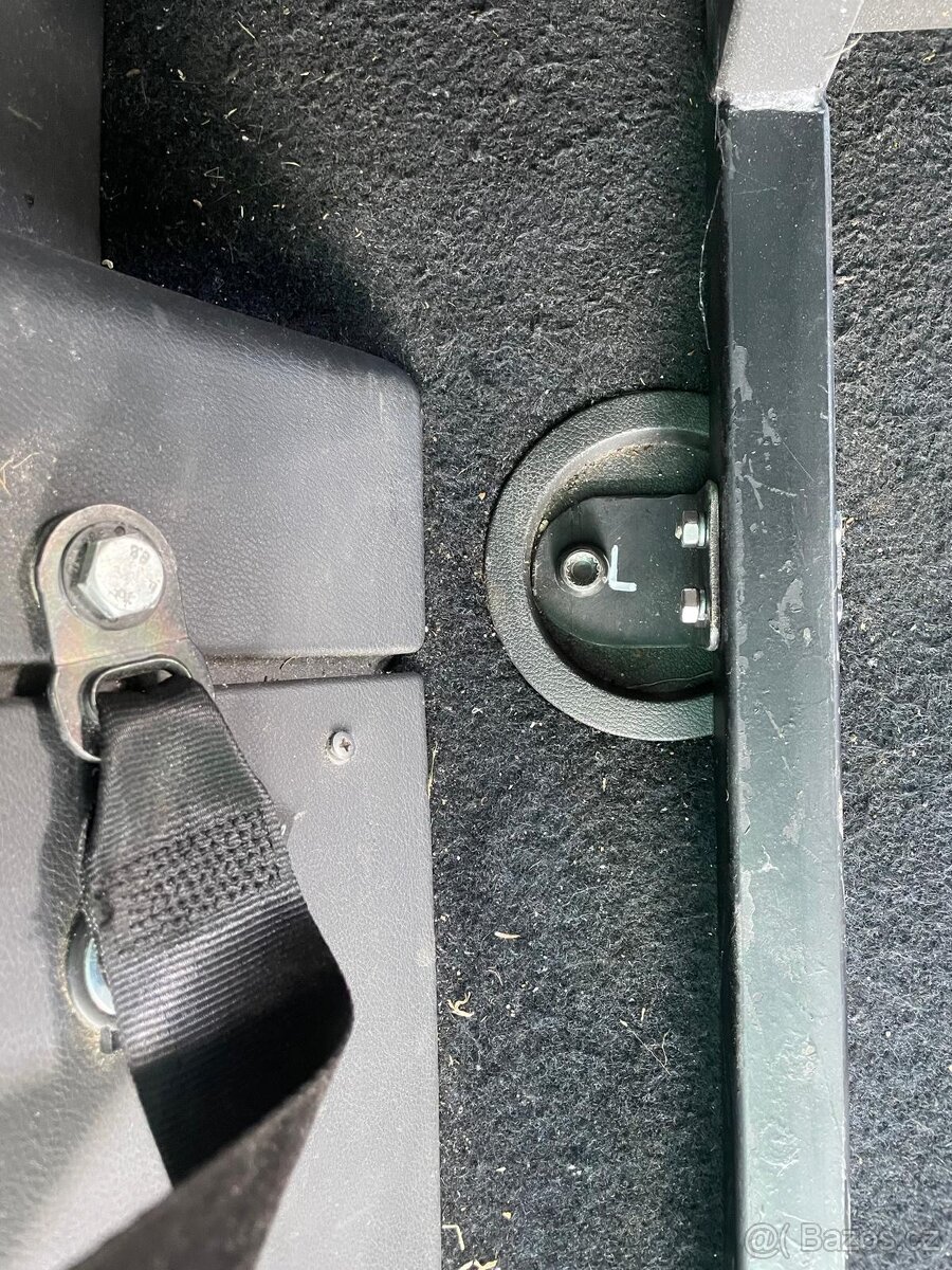 Vestavba na spaní do VW T5/T6 - 19