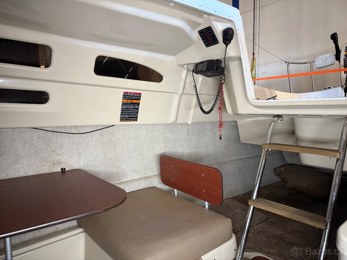 🛥️ Motorsailer MacGregor 26M – plachetnice + Mercury 2012 - 19