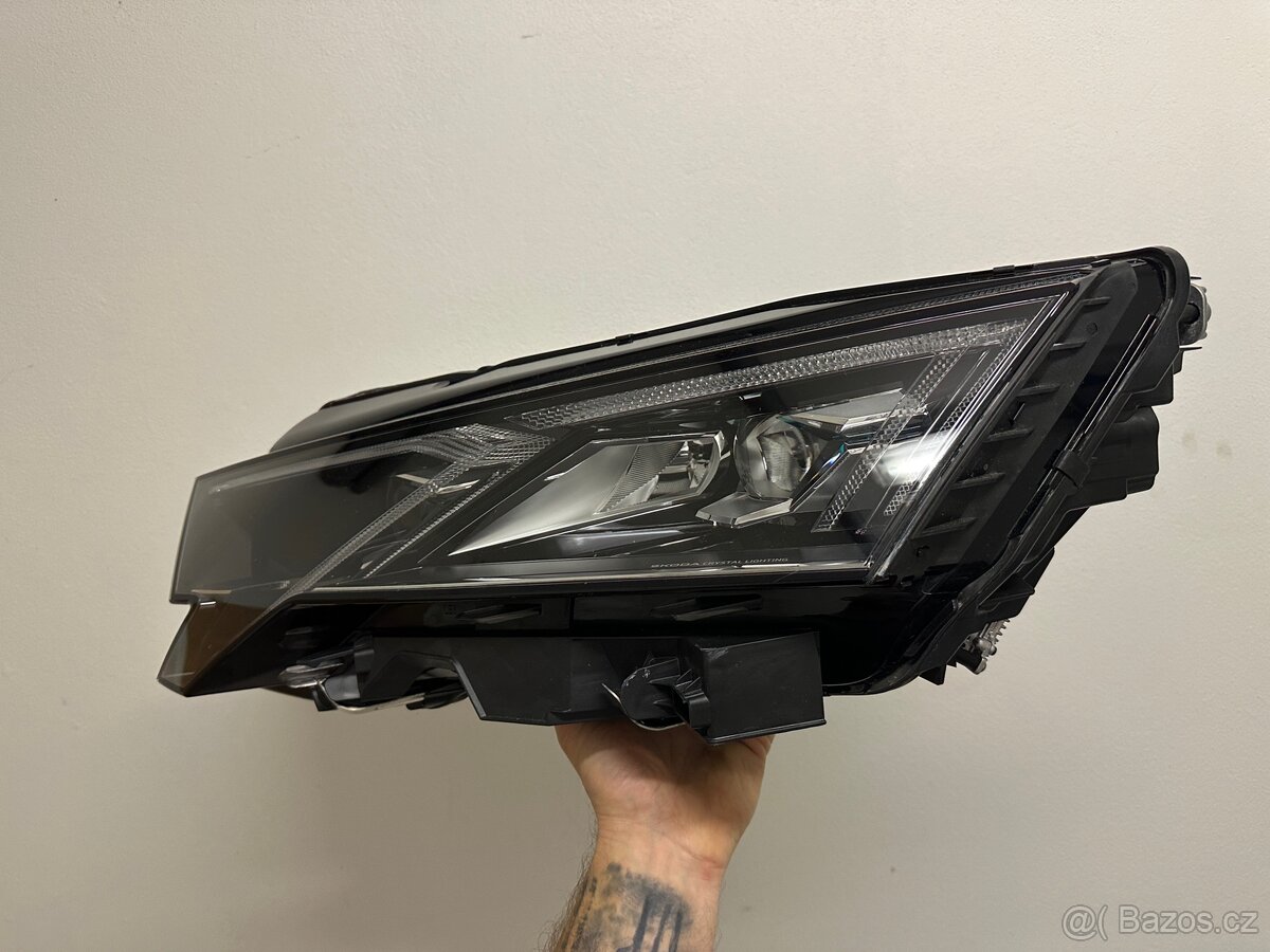 Octavia 4 lift světlo - 19