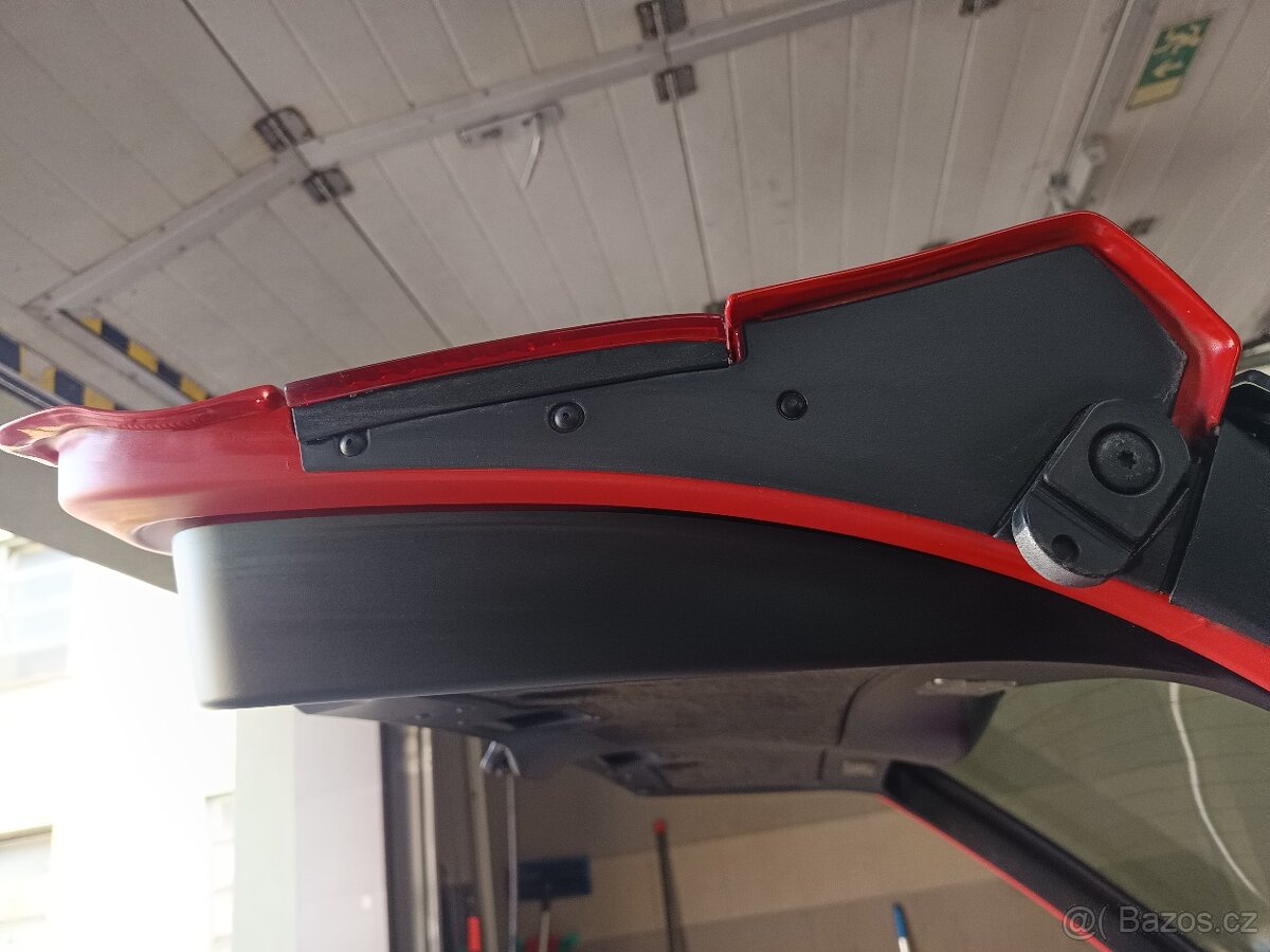 BMW E39 525d, manuál -2.majitel ,r.v.2002 naj.orig.228t.km - 19