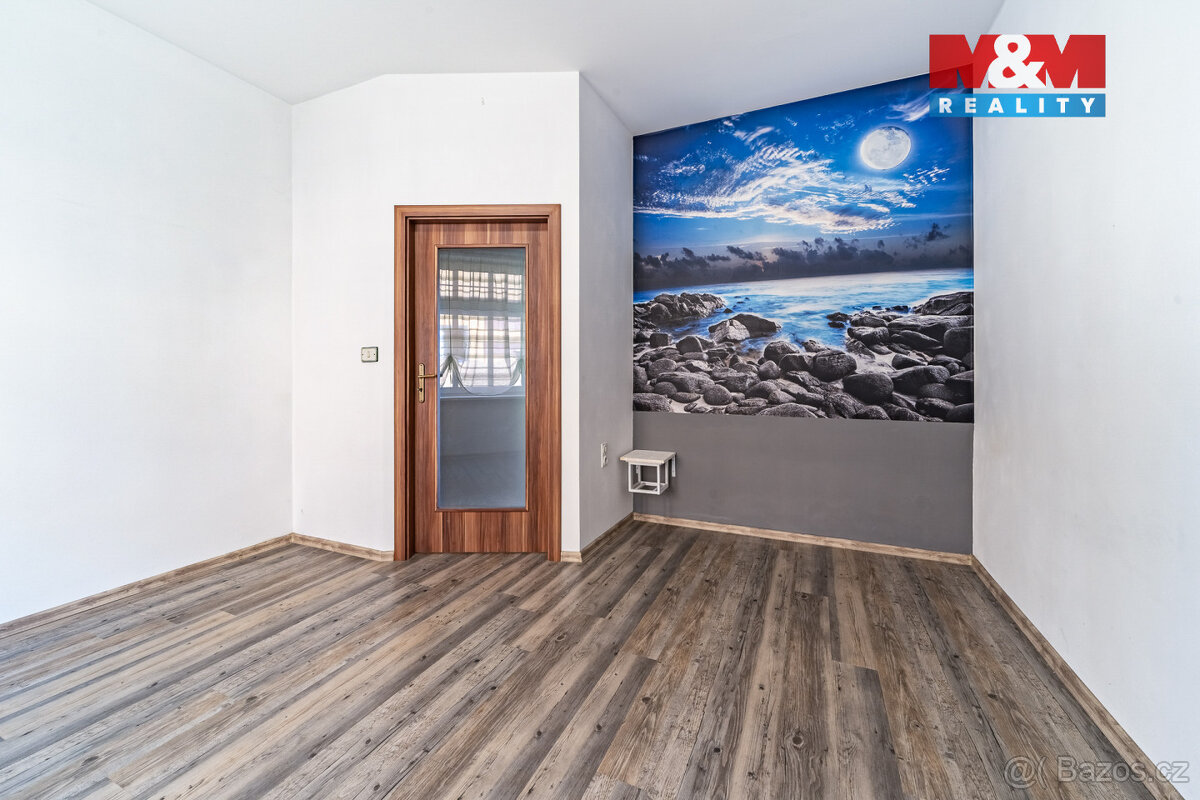 Prodej bytu 3+1, 76 m², Karlovy Vary, ul. Příčná - 19