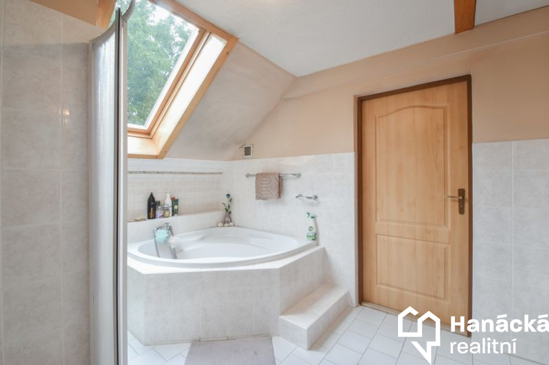 Prodej hezkého domu v Jeseníkách - 19