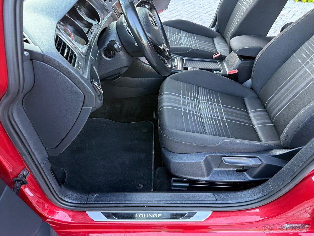 Volkswagen Golf VII 1.4 TSI rok 2016 - 19
