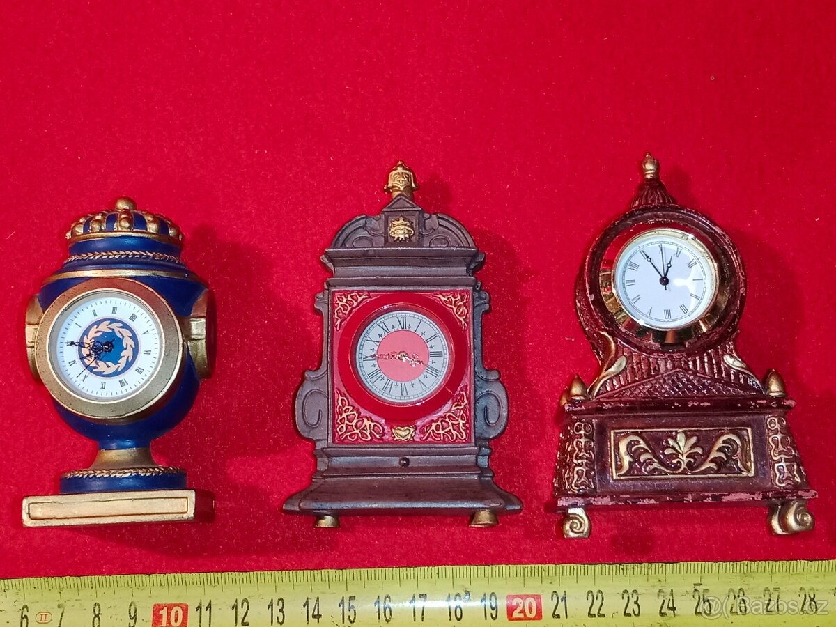 Hodiny za zeď, krbové, budíky, atd. celkem 24 ks PRIM atd. - 19