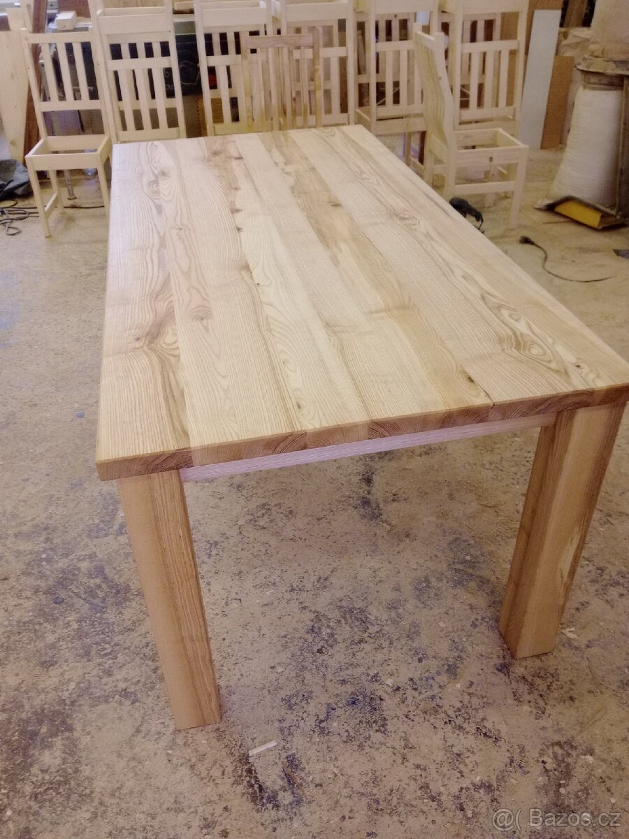 Jídelní stůl a židle - 19