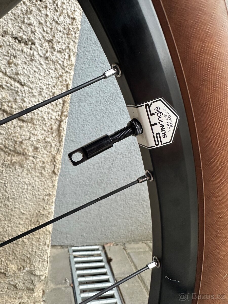 Cube reaction c:62 pro Carbon - 19