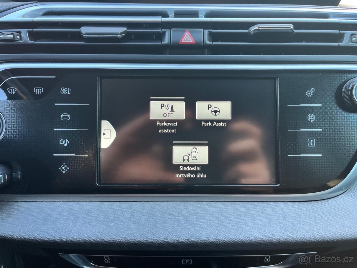 Citroën Grand C4 Picasso 2.0HDi MANUÁL KAMERA SERVISKA TAŽNÉ - 19