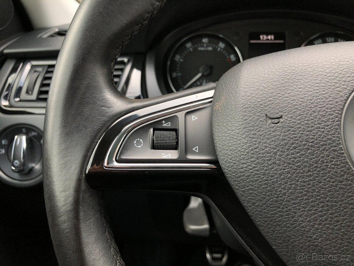 ŠKODA RAPID 1.2 TSI STYLE - 19