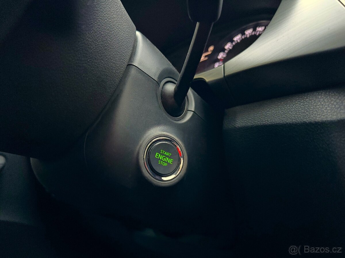 Škoda Fabia 2015 1.2TSI 66kW Style, Výhřev, CarPlay, Keyless - 19