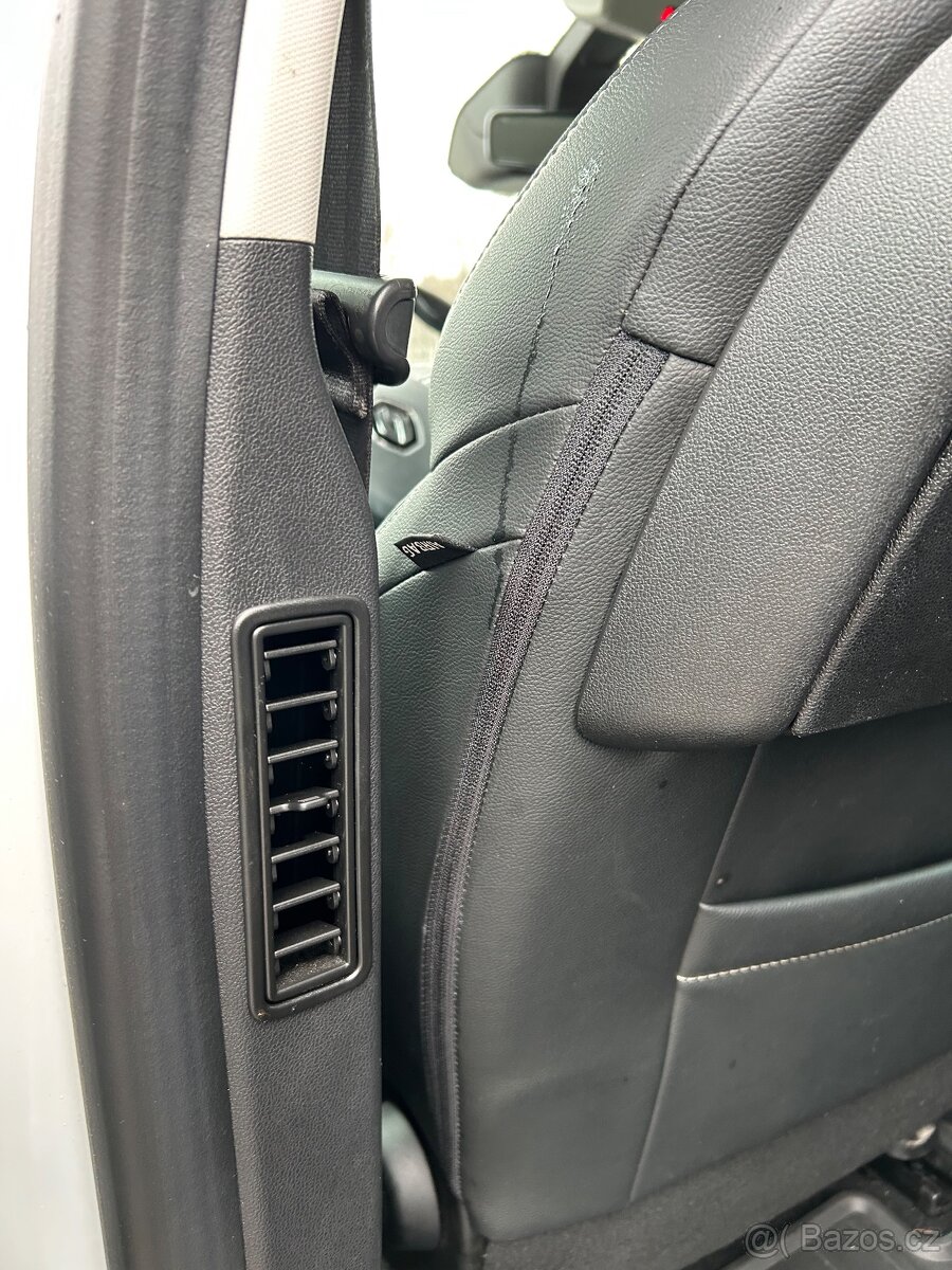 Renault Grand Scenic - 19