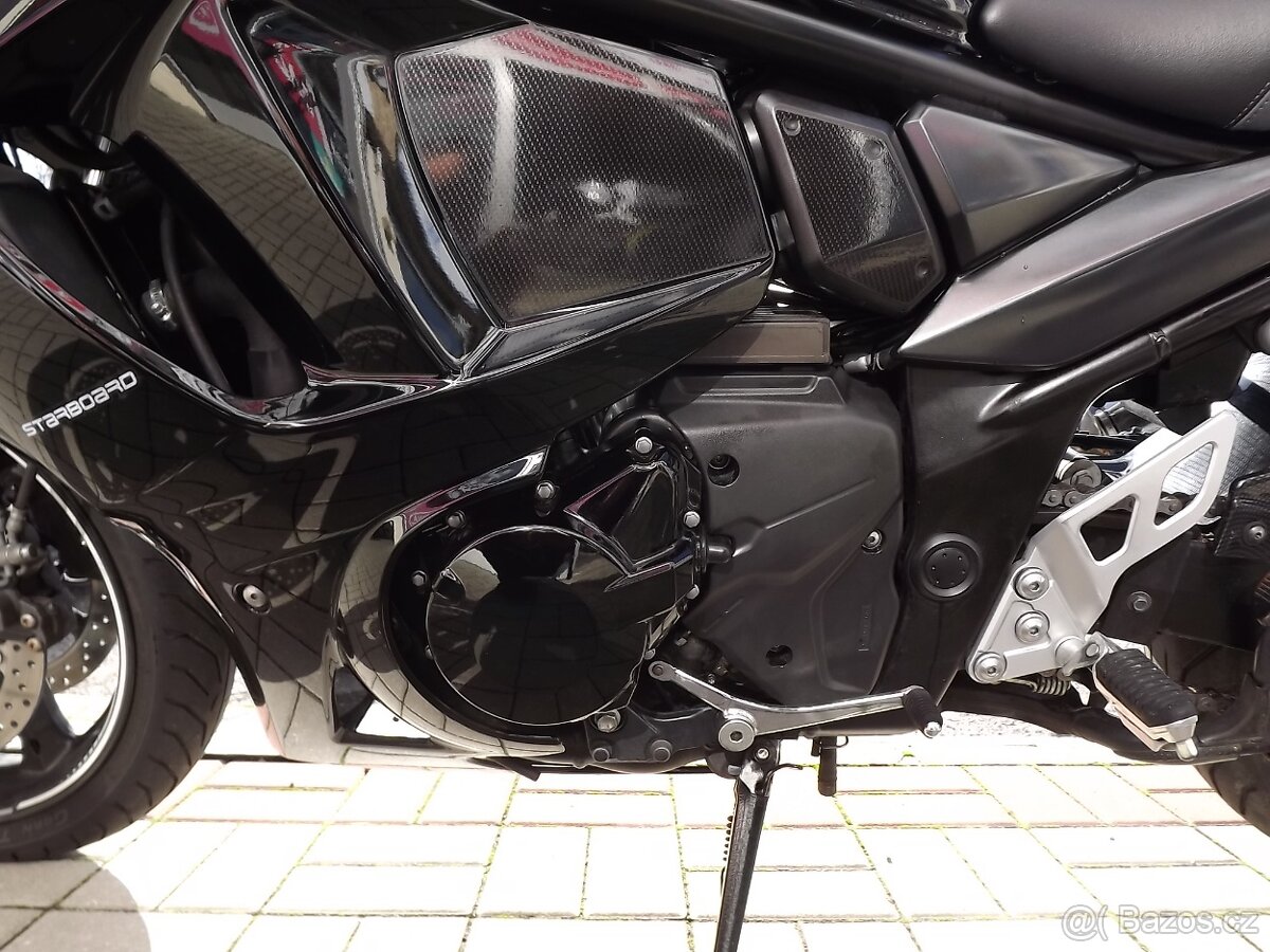 Suzuki GSX 1250 FA - 19