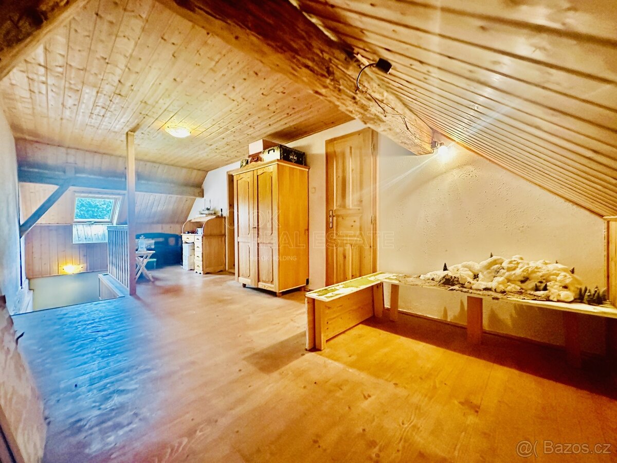 Prodej chalupy 252 m2, pozemek 1418 m2 - 19