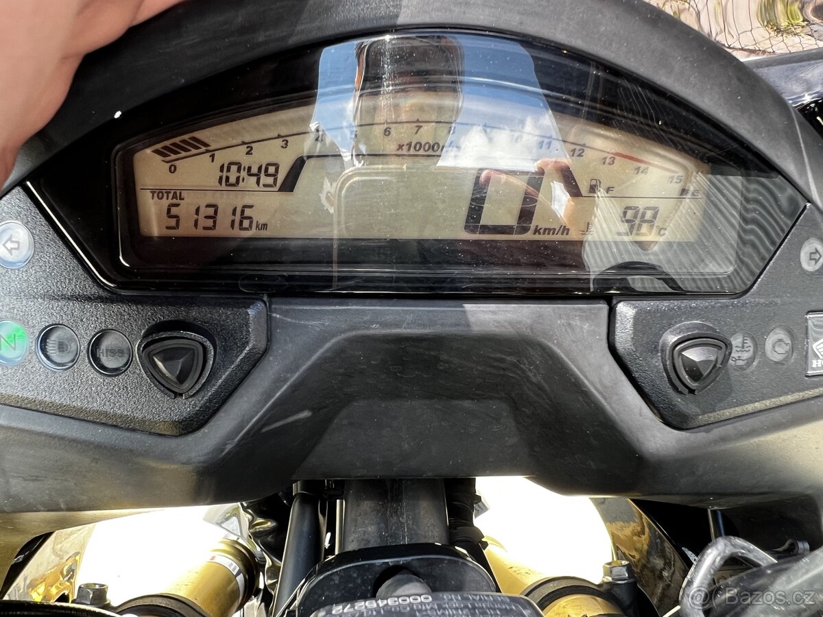 Honda CBR 600F, top stav, laďák Shark, nová STK - 19