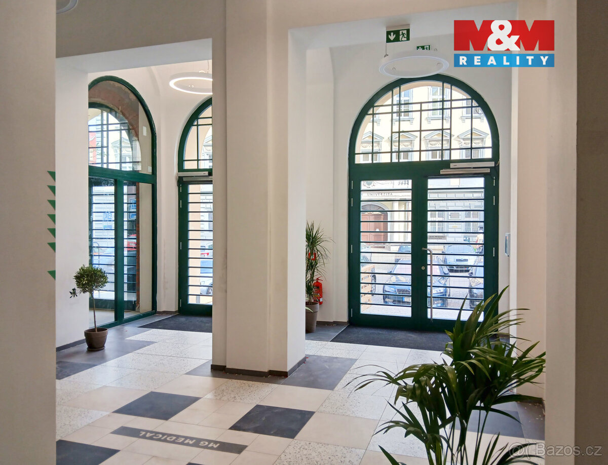 Pronájem komerčních prostor,100 m², Opava, Masarykova třída - 19