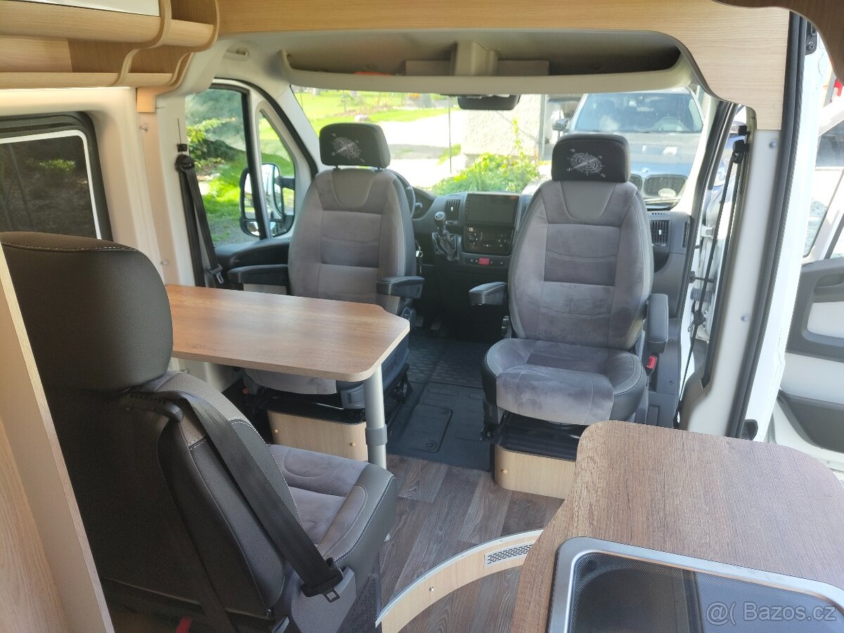 Peugeot Boxer 2.0, Nová obytná vestavba se střešním stanem, - 19