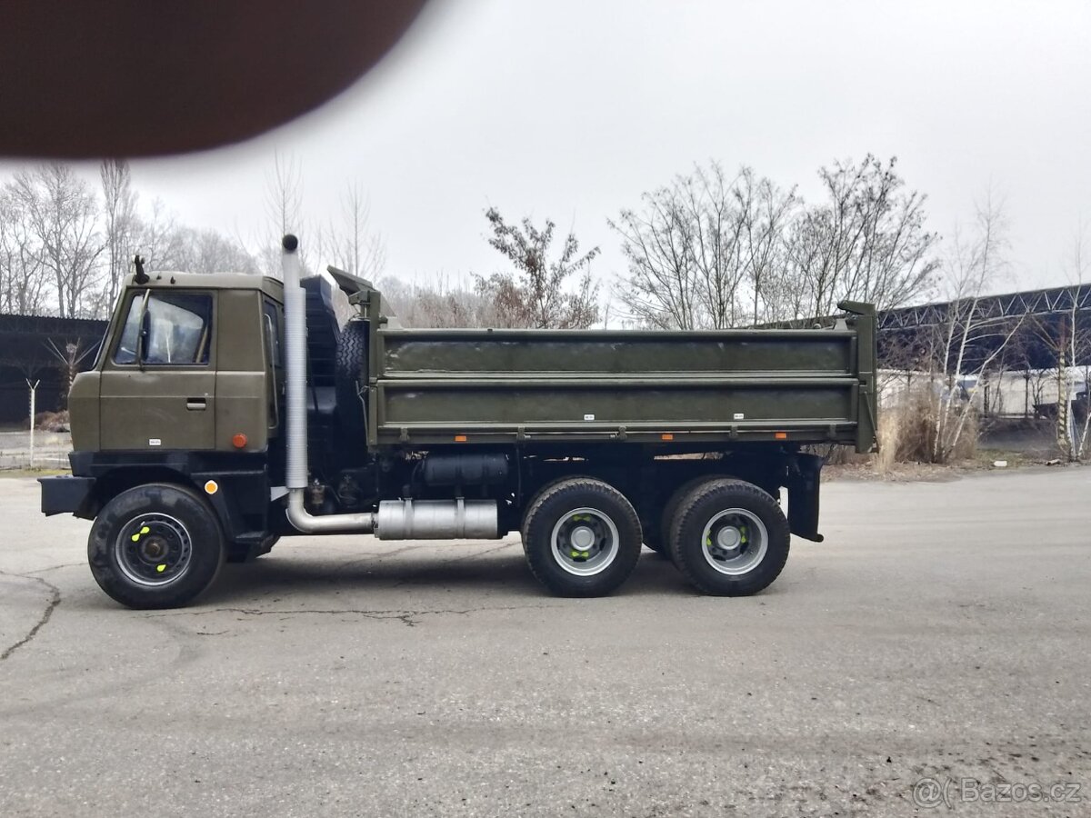 Tatra 815 T2 sklápěč - 19