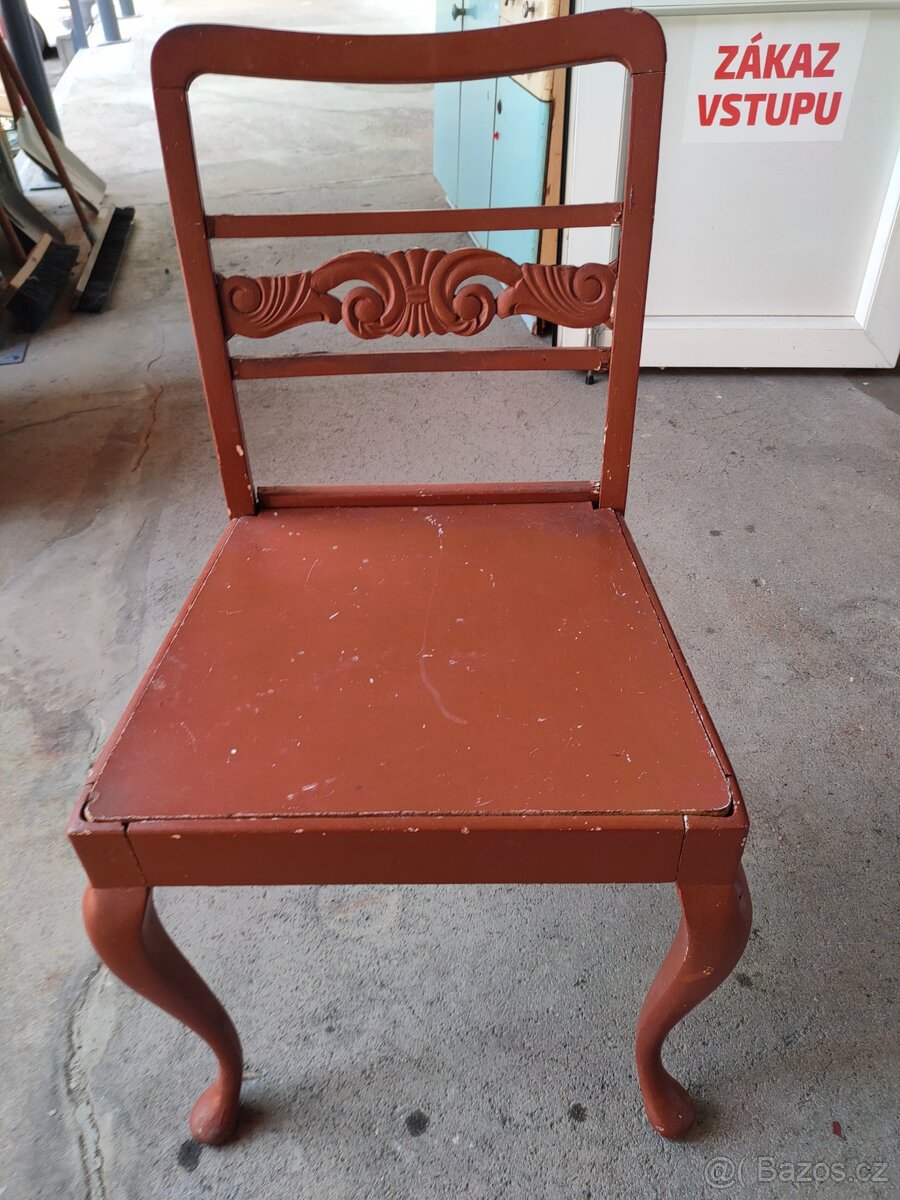 STAROŽITNÝ NÁBYTEK - 19