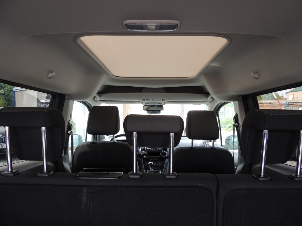 Ford Grand Tourneo Connect 1.5TDCi,88kw,2022,ČR,1maj-21%DPH - 19