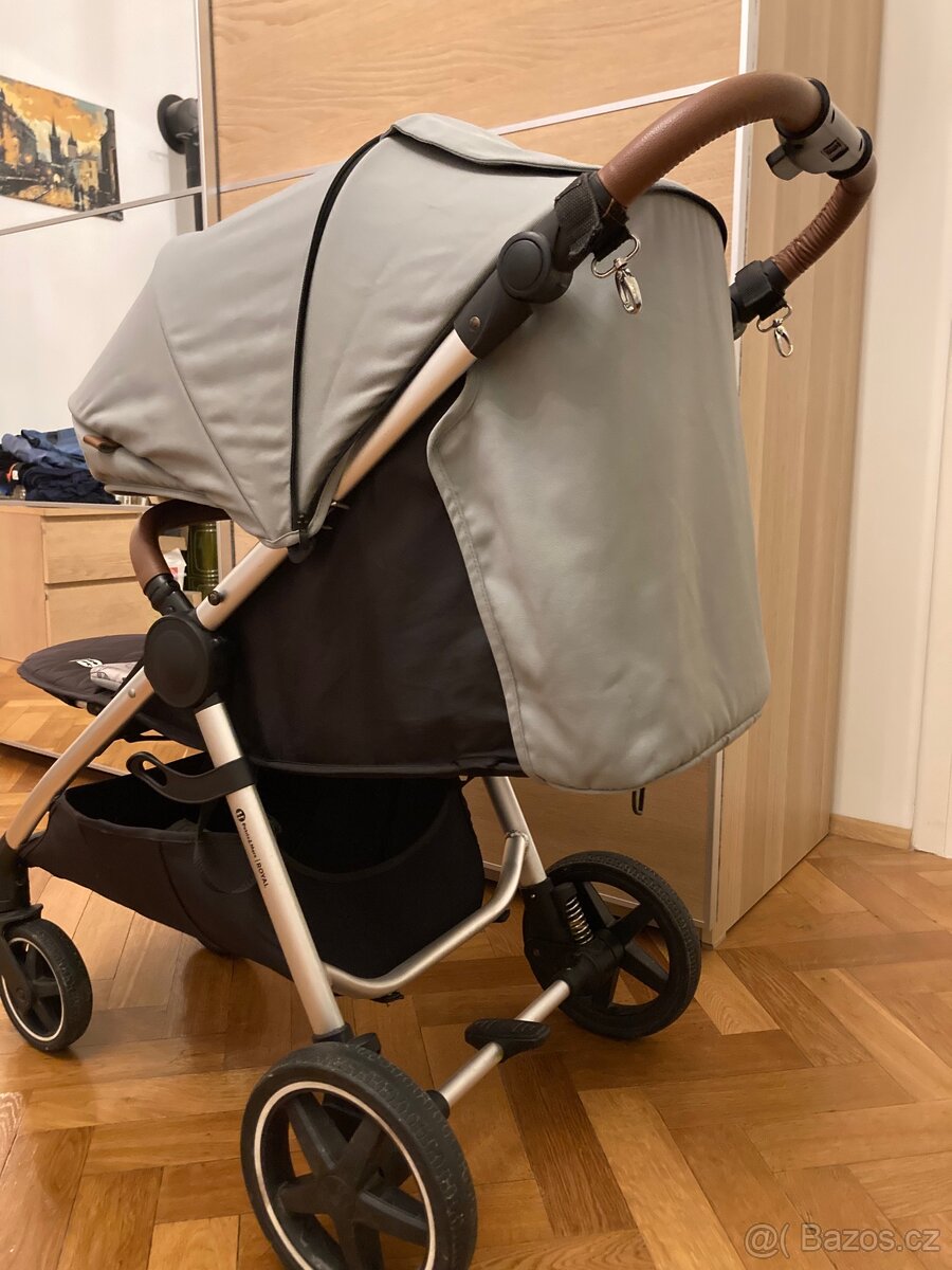 Kočárek Petite&Mars Royal 2023 v zimní výbavě - 19