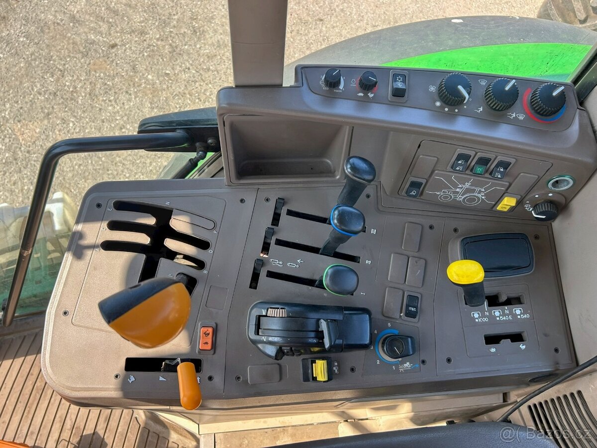 John Deere 6150M - 19