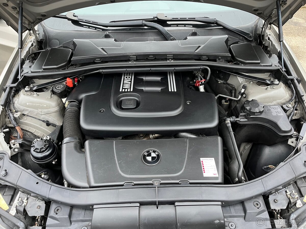 BMW 3 e90 320d 120 kw - 19
