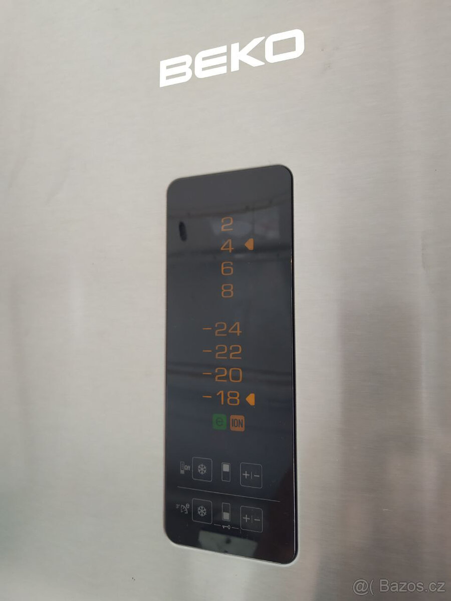 Lednice s mrazákem BEKO CN237231 K60365NE Na díly - 19