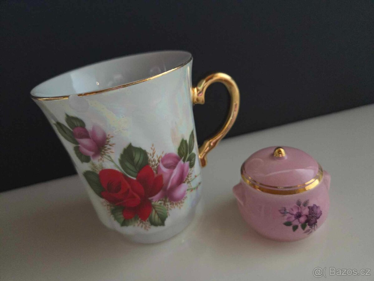 NÁDOBÍ, hrnek, hrnec, talíř aj. - 19