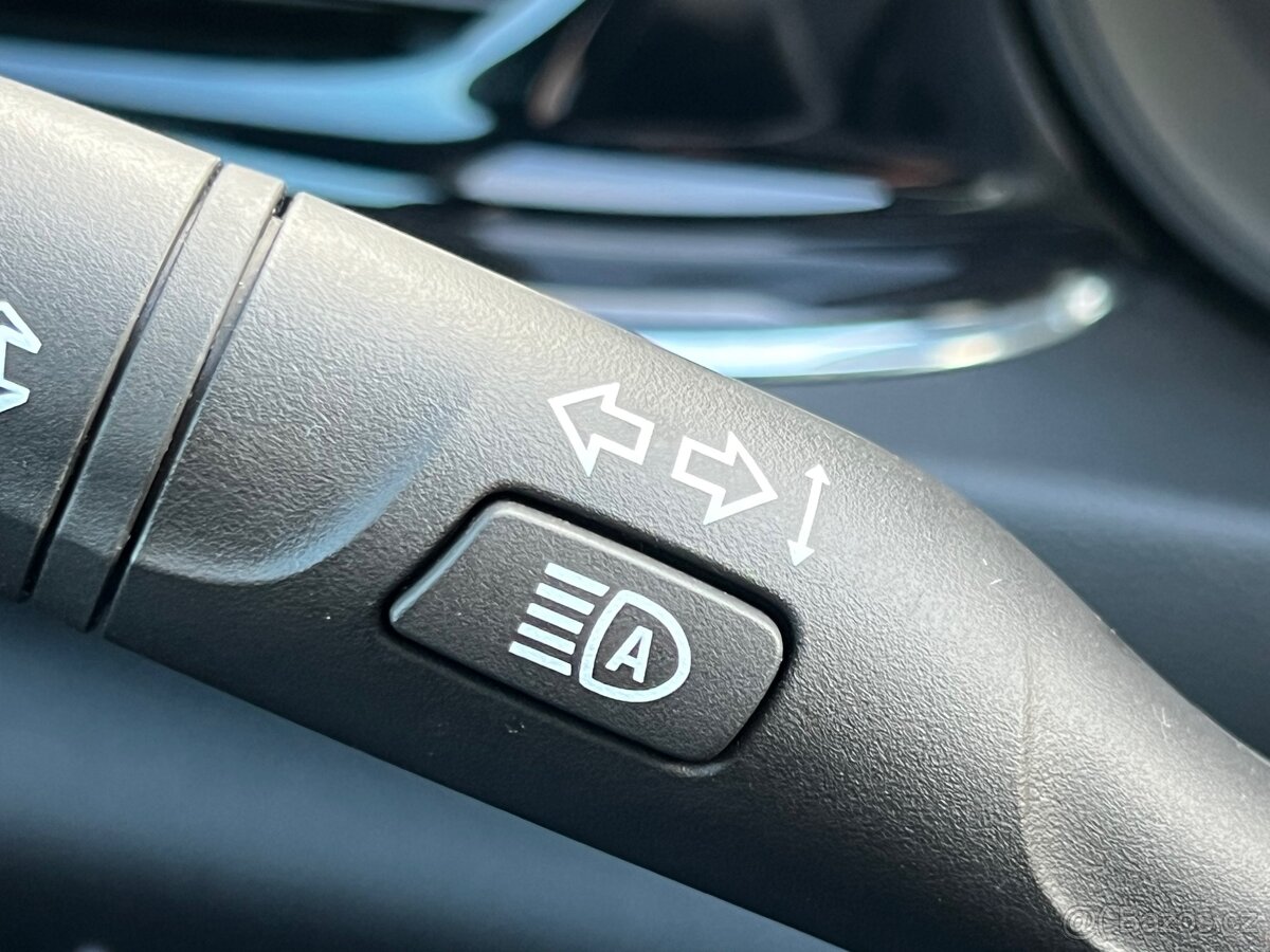 Opel Insignia 2.0 D Sports Elegance 6/2021 112tkm - 21% DPH - 19