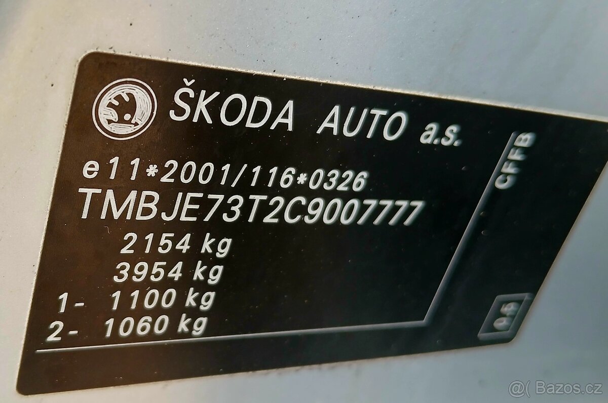 Superb 2.0 tdi dsg NAVI,pěkný stav. - 19