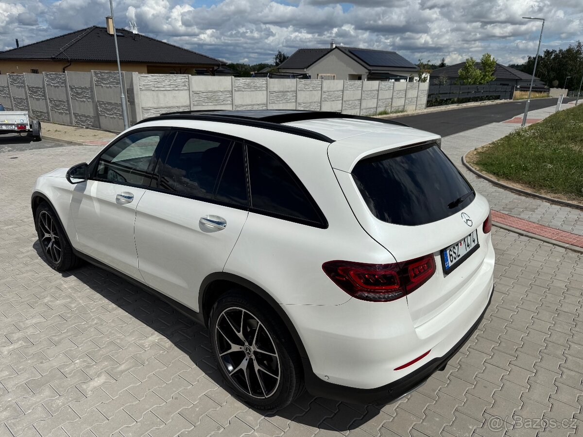 GLC 400d 4-MATIC 243kw,2020,AMG,68.000km,TOTÁLNÍ VYBAVA - 19