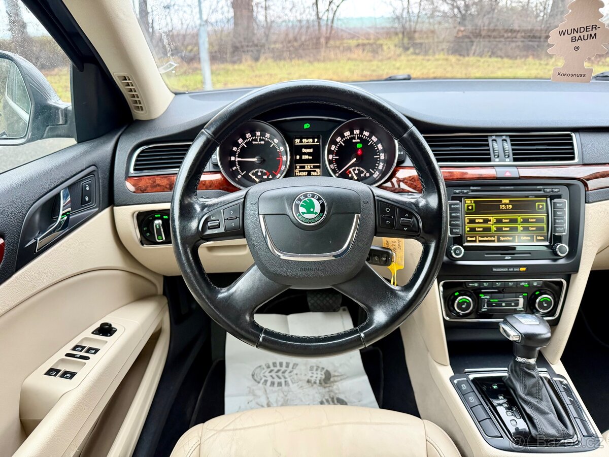 Škoda Superb 2.0TDI 103KW DSG ELEGANCE - 19