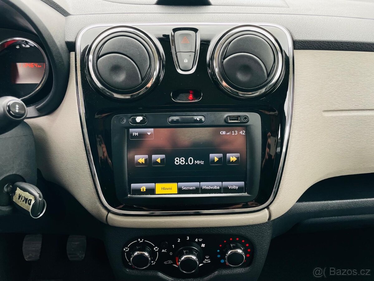 Dacia Lodgy 1.2i BENZÍN 85KW MANUÁL NOVÉ ROZVODY TOP STAV - 19