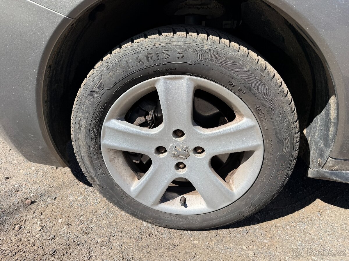 Peugeot 3008 1.6i 16V - 19