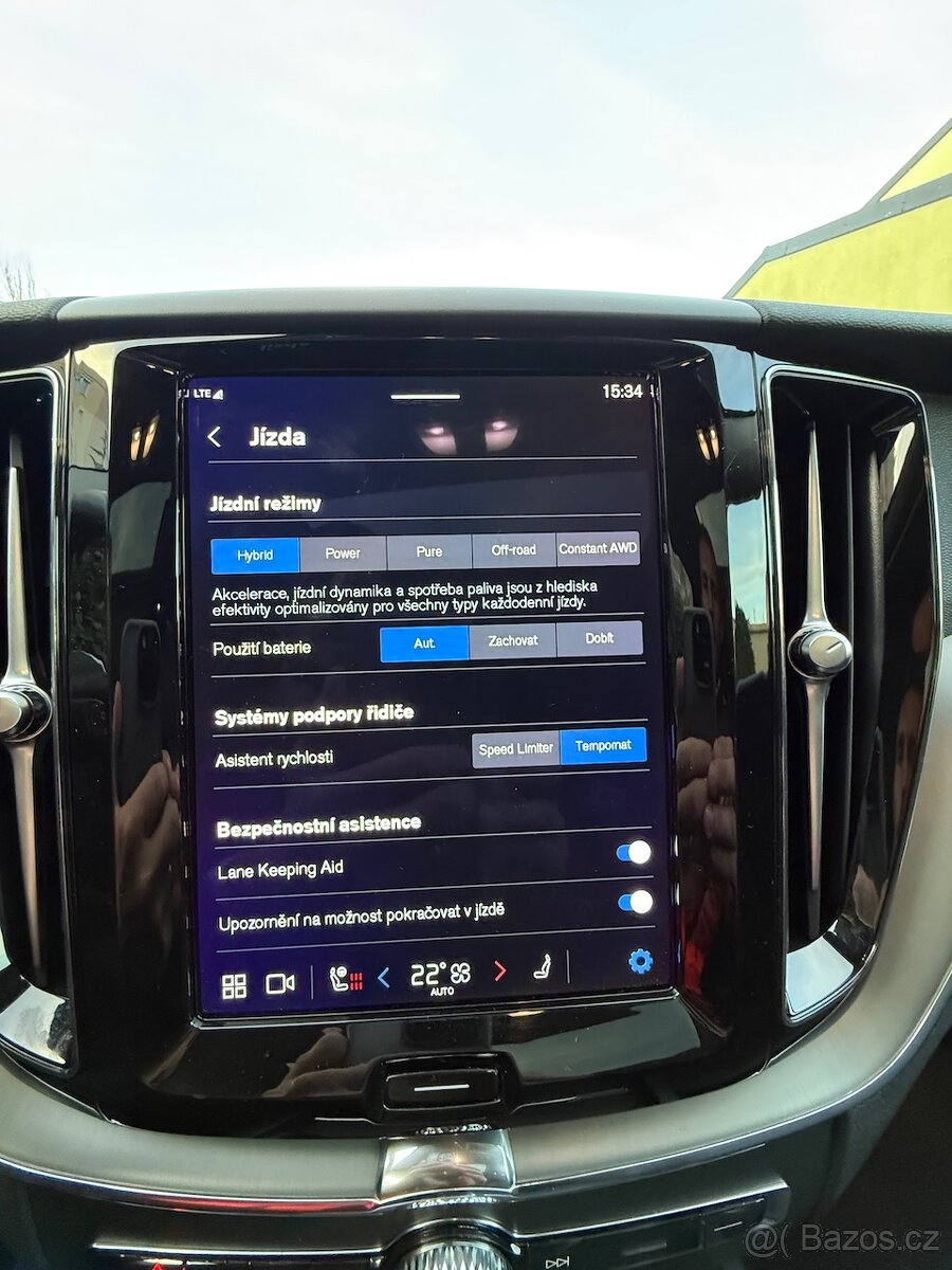 Volvo XC60 T6 257kW Inscription 4x4 NYNÍ PO SERVISE ČR 2022 - 19