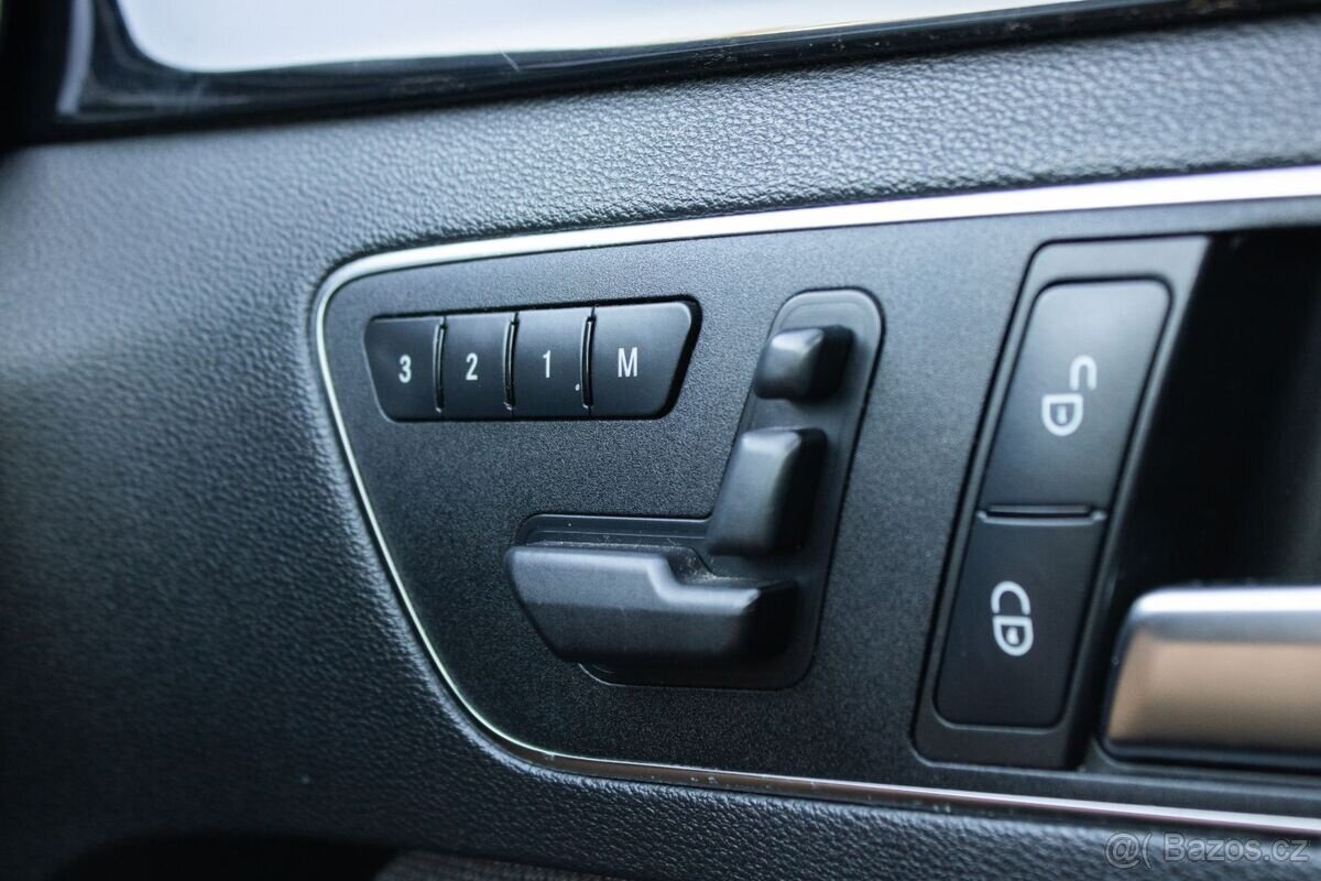 Mercedes E Trieda 350D T 4Matic A/T - 19