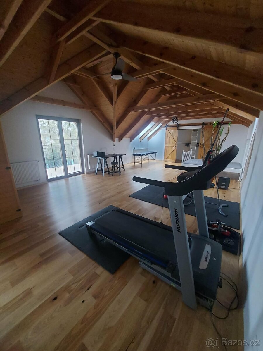 Velký venkovský dům k pronajmutí - 19