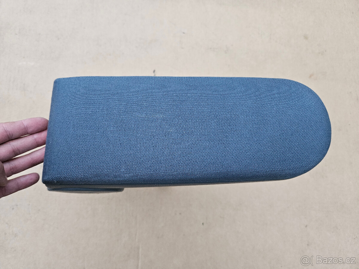 VW Golf IV. loketní opěrka originál Octavia 1 - 19