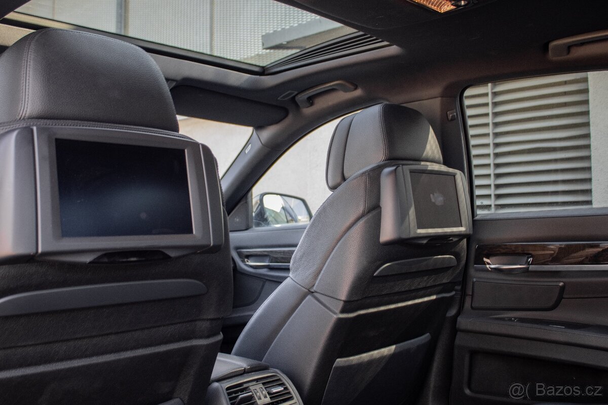 BMW Rad 7 730d 155kW AT M paket / PREVERENÉ KM / - 19