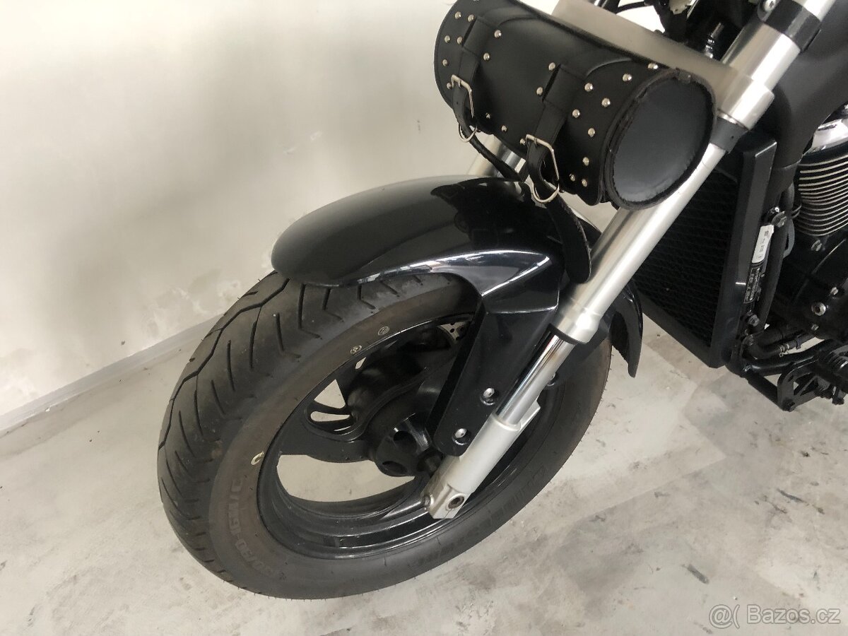 Suzuki M800 Intruder - 19