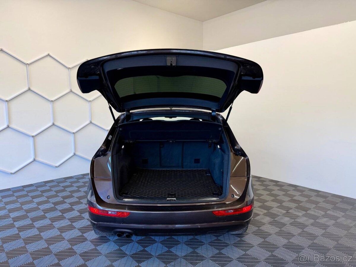 Audi Q5, 2.0TDI 141kW 4x4/SERV.KN./TZ - 19