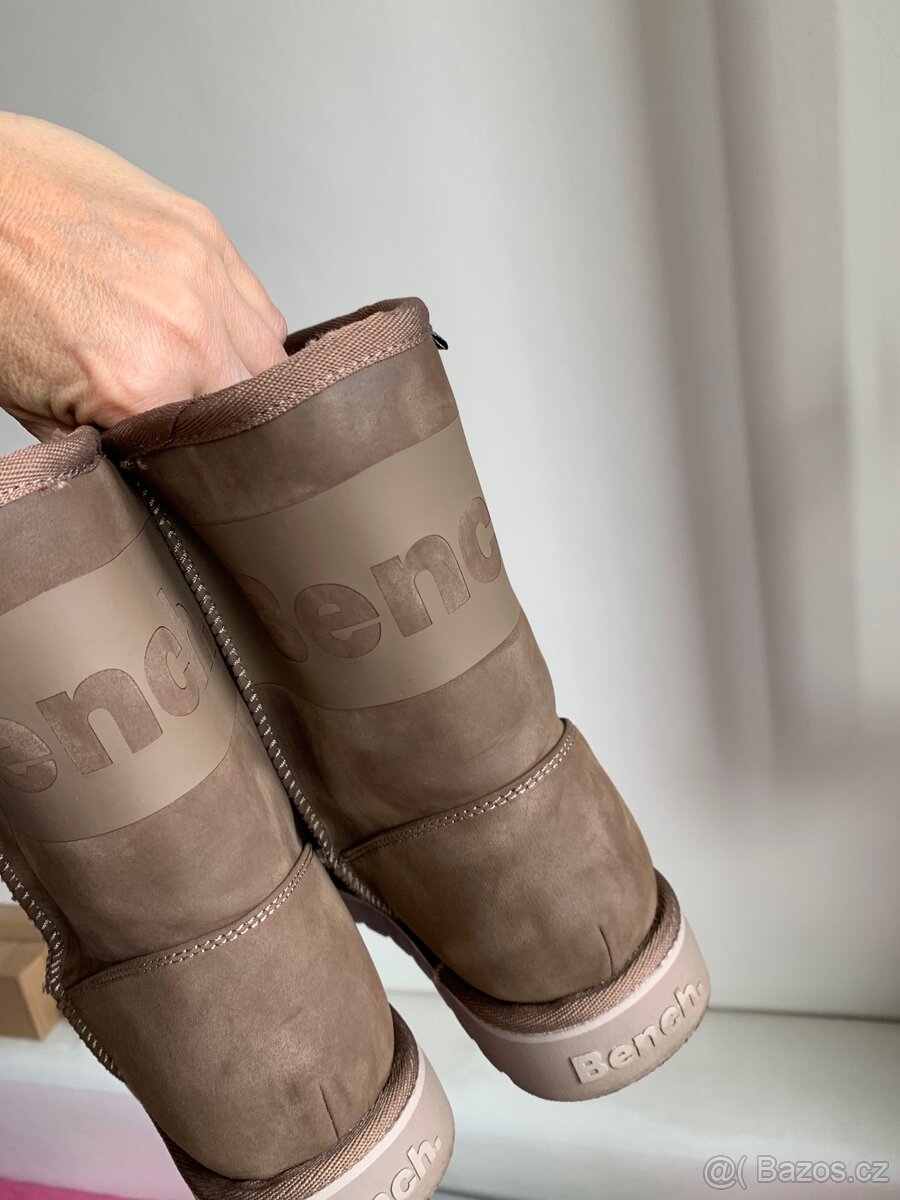 Nádherné zimní boty/ sněhule Bench nové - 19