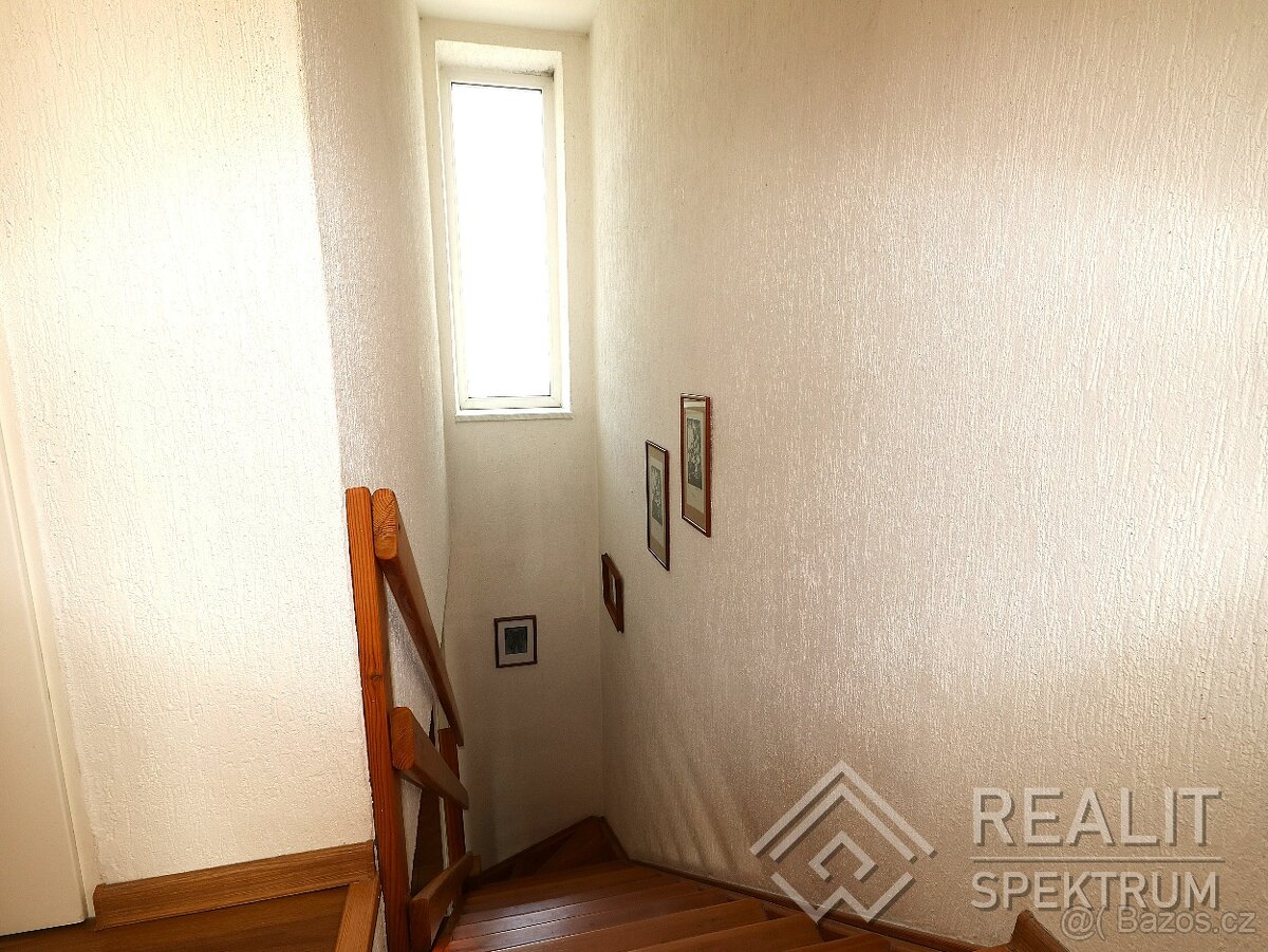 Žamberk-Moderní Rodinný Dům s Vilovým Efektem - 19