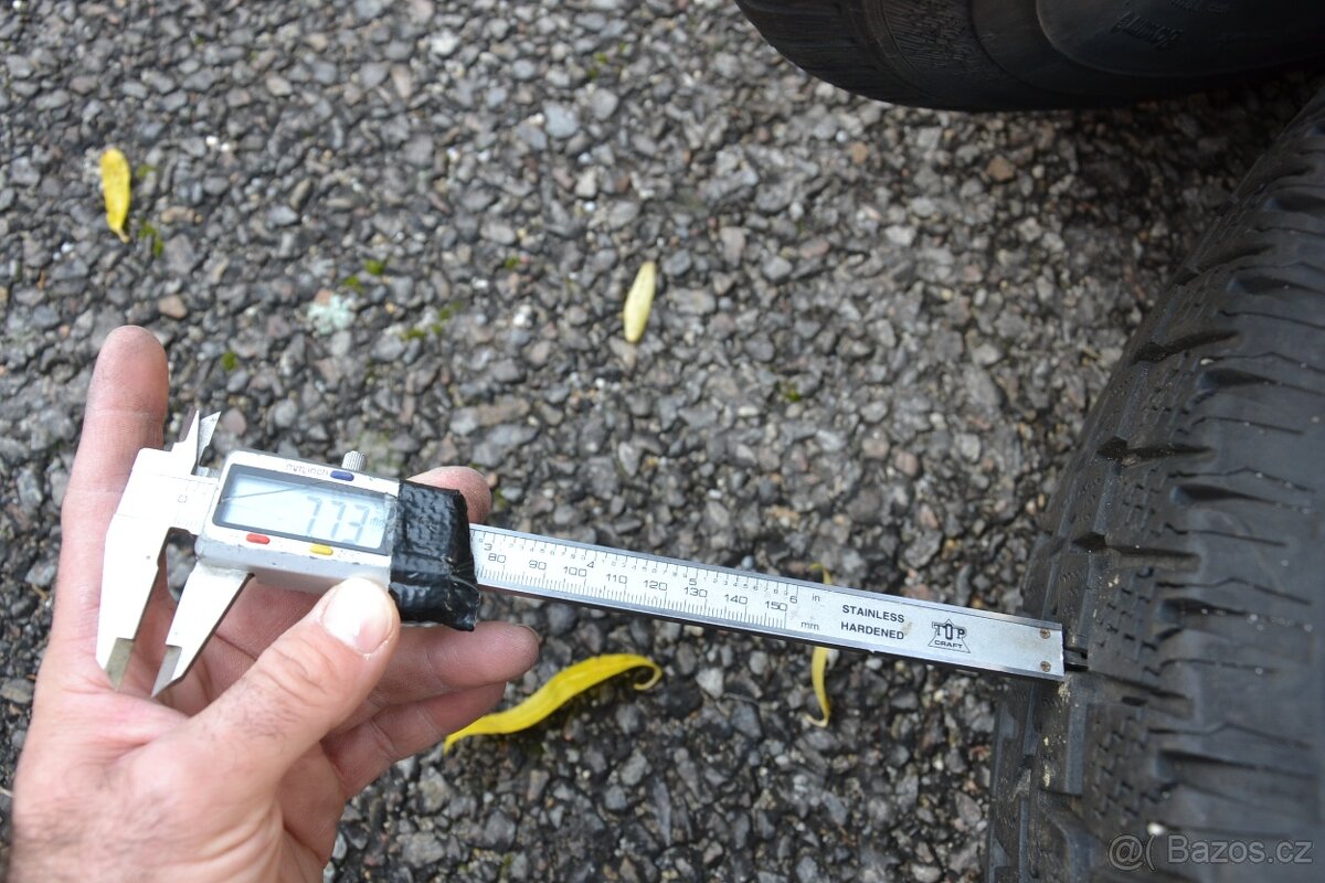 VW T5,T6 (6.1) - Sada pěkných zimních kol 205/65R16C zánovní - 19