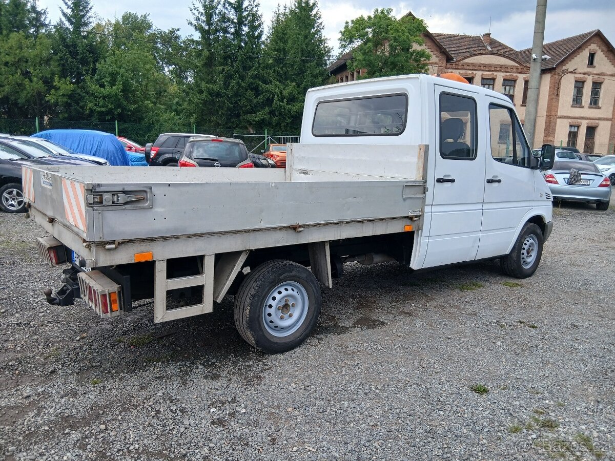 Mercedes-Benz Sprinter, Sklápěč, 6 míst - 19